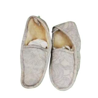 Proto Grey stuffed slippers