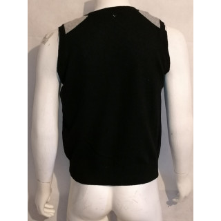 Suéter Balajo Modelo sin mangas negro. 022062 90107-00