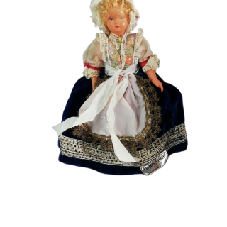 Regional Doll, Folkloric 1960s/1970 Ref. P49