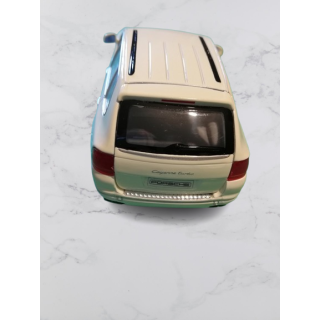 Porsche Cayenne Collector 2003 Wit Ref 42824