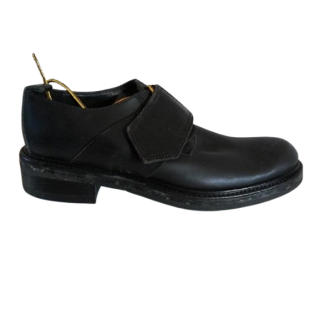 Paar Vintage-Schuhe C'n'c 'nationales Kostüm
