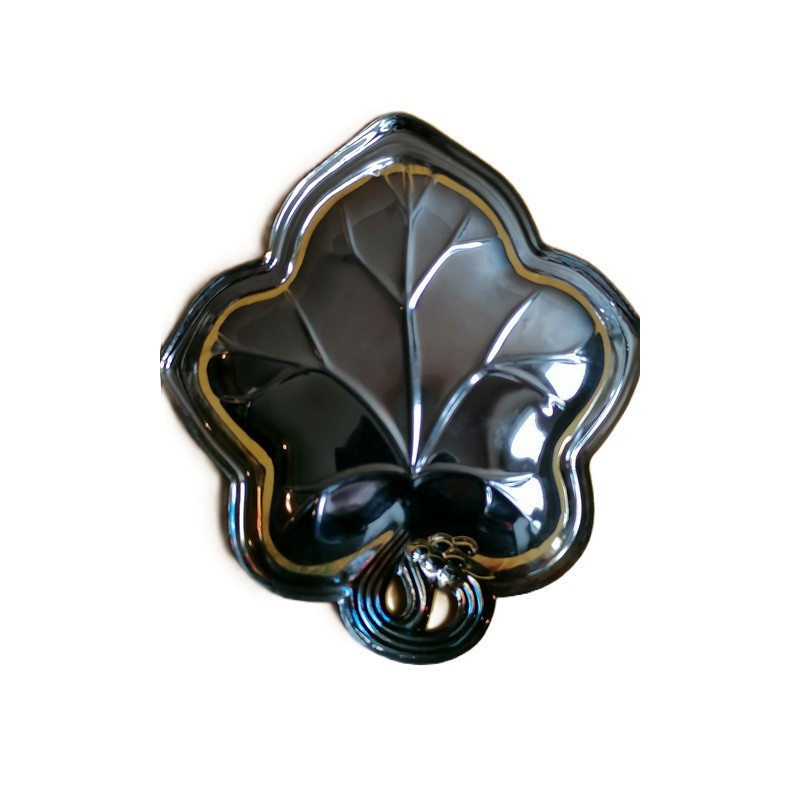 Copa retro en metal cromado - hoja de forma con detalles decorativos