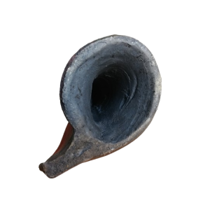 Sculpture porteur d’eau en terre cuite signée RC – pièce artisanale 32 cm