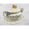 Tureen italiano no Slip - Val del Brenta - decoração floral em relevo - Authentic Vintage Warthenware