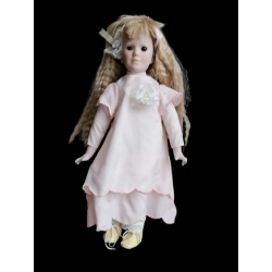 Boneca de coleção de porcelana vintage - feita em Taiwan - 80s