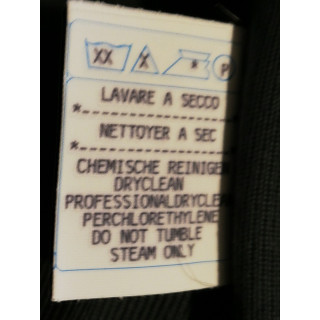 Pullover-V-Ausschnitt Giorgio Armani-Kunst. 1561