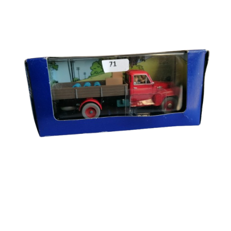 Camion rouge Miniature de L’Île Noire de Tintin Moulinsart 1/43
