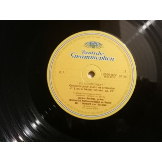 Tchaikovsky - Piano Concerto N ° 1 | Karajan, Berman - DG