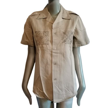 Camisa militar Única Beige - Detalles del área abierta - Pieza única