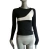 Top assimétrico preto e branco com Coutières