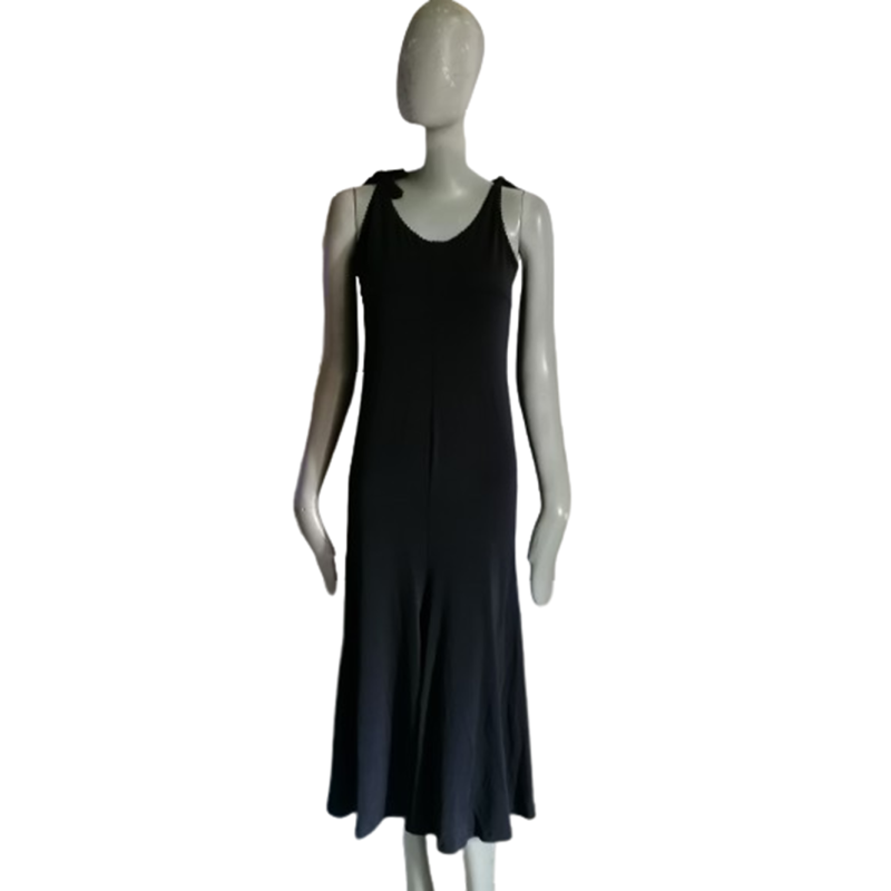Robe longue minimaliste italienne OPPIO d'une Élégance intemporelle
