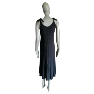 Robe longue minimaliste italienne OPPIO d'une Élégance intemporelle