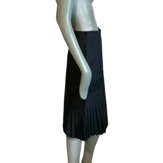 Jupe vintage Venera Arapu noire plissée asymétrique – comme neuve étiquetée