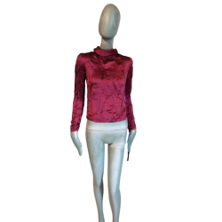 Blusa vintage Nicoletta Ruggiero Cetim vermelho y2k 38