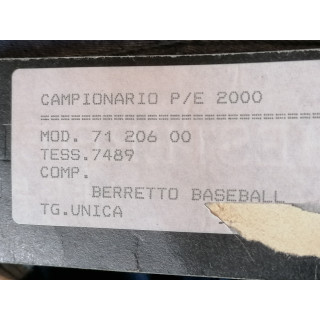 Chesterfield Legend Y2K DeadStock 2000 cap