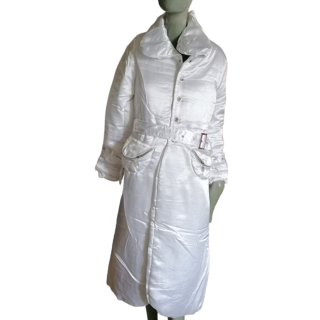 Chaqueta larga y2k blanca con cinturón