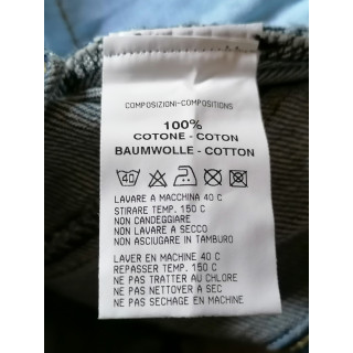Trust Toilette Jean Deadstock Y2k in Italien hergestellt