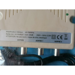Interior amplifier 40-790 Mhz 2 outputs