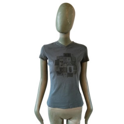 Camisa DKNY MOD retro. H 4 056 01