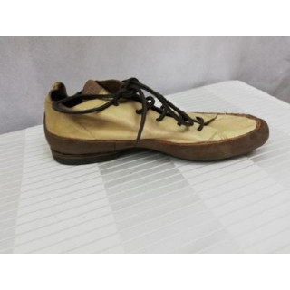 Retro-Schuhe Premiata PR1 zu Schnürsenkel