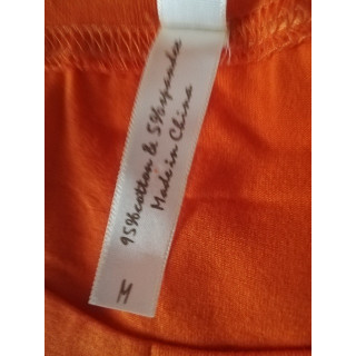 T-shirt della valle