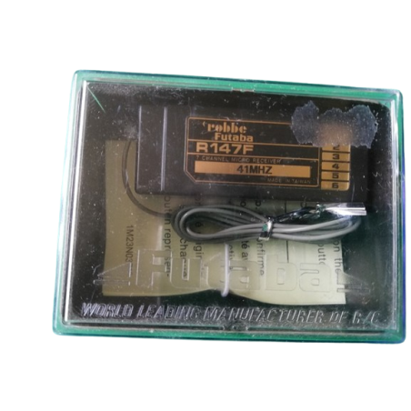 Micro-Empfänger Futaba Robber147F aufladen