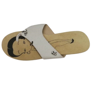 Sandalen Trust Toilette