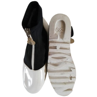 Tenis fantasma
