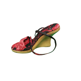 Sandalen met ingekleden hakken