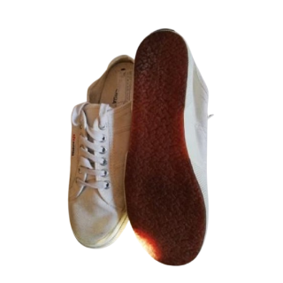 Tênis Superga aberto de salto