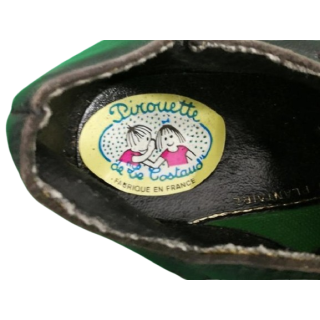 Schuhpirouette Mädchen Vintage