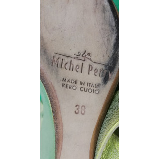 Michel Perry Sandalias encajó tacones