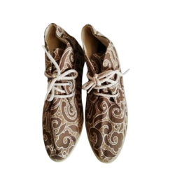 Sapatos de renda de protótipo LM