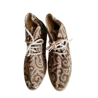 Sapatos de renda de protótipo LM