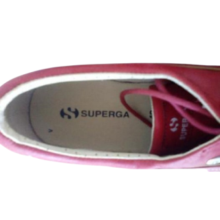 Tenis Superga Modelo de cuero 2087